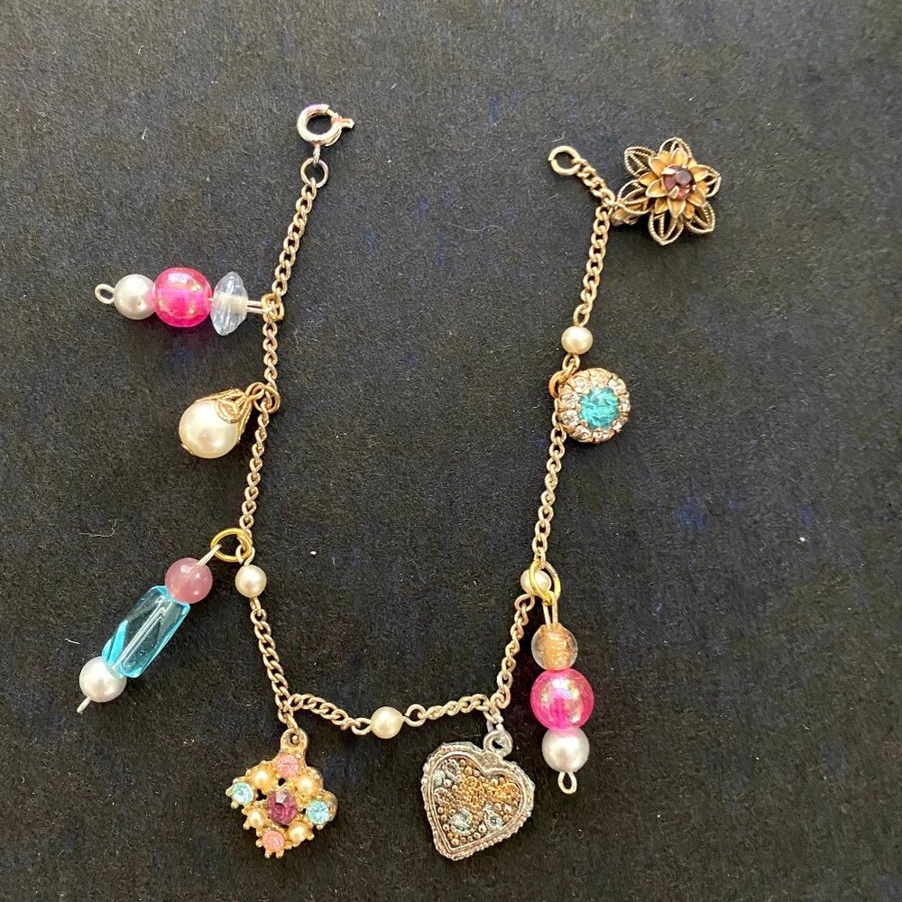 Vintage Bracelet with 8 Filigree/Rhinestone Charms